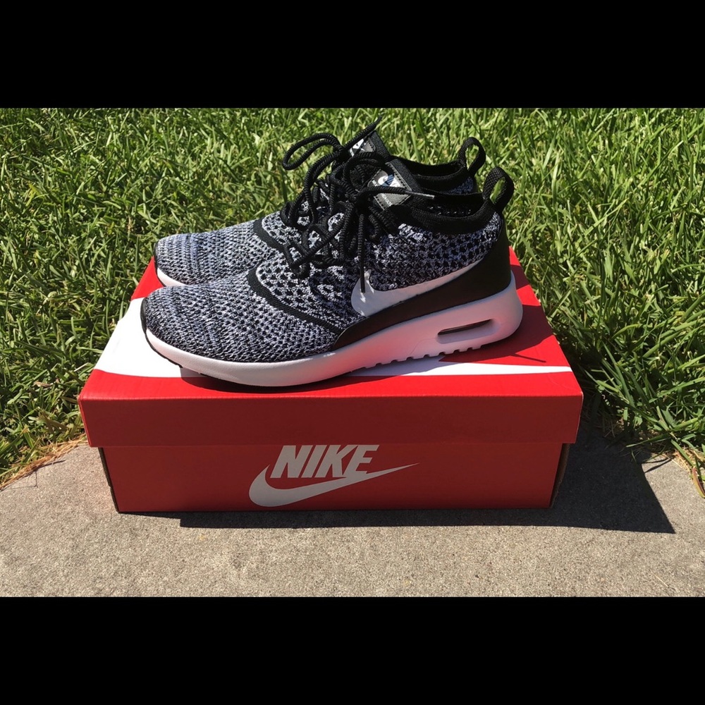 Brand New Woman’s Nike Tennis Shoes 😍🙌🏽